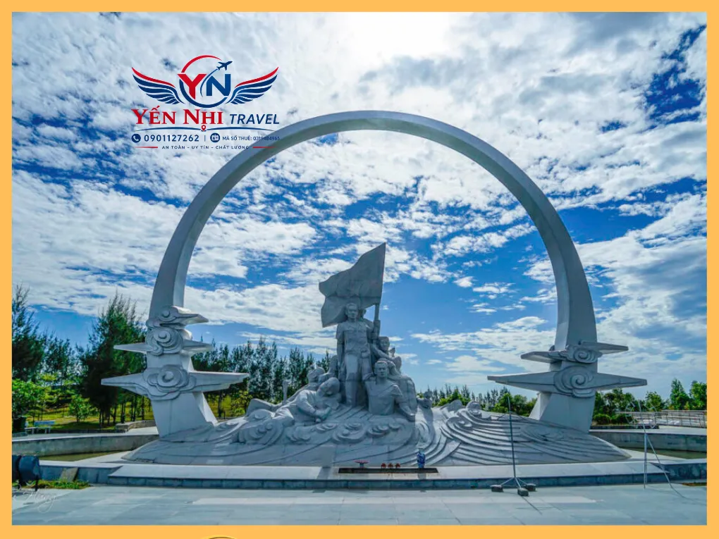 Kinh Nghiệm Du Lịch Cam Ranh — Ăn Gì, Chơi Gì, Ở Đâu ? 20 Khu Tuong Niem Chien Si Gac Ma