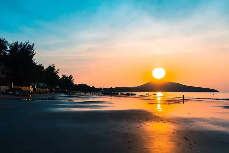 Kinh Nghiệm Du Lịch Mũi Né Tháng 10/2026: Ăn Gì, Chơi Ở Đâu, Ngủ Khách Sạn Nào? 7 Kinh Nghiệm Du Lịch Mũi Né Tháng 10/2026: Ăn Gì, Chơi Ở Đâu, Ngủ Khách Sạn Nào?
